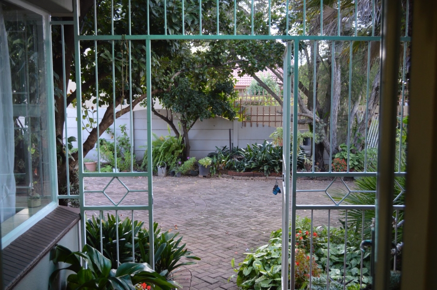4 Bedroom Property for Sale in La Hoff North West